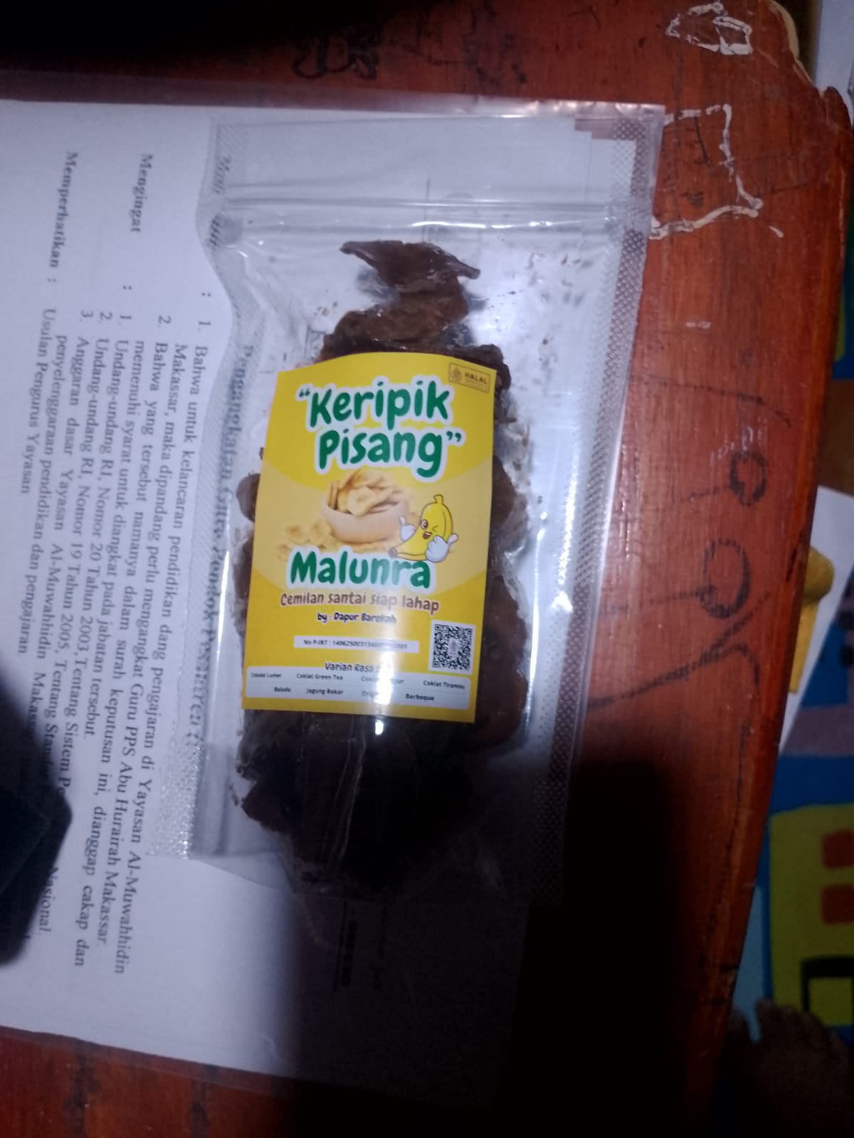 Keripik pisang rasa coklat